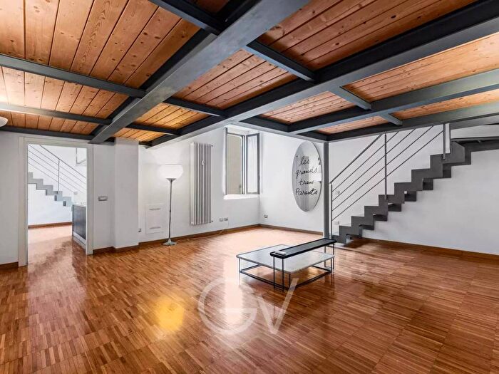 Appartamento trilocale in affitto in Viale Stelvio, Farini, Milano