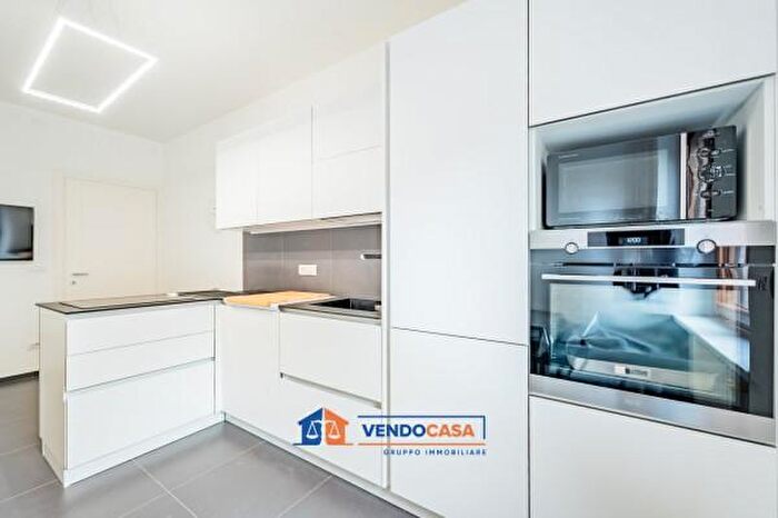 Appartamento con 5 locali in vendita in Via Piave, Peveragno