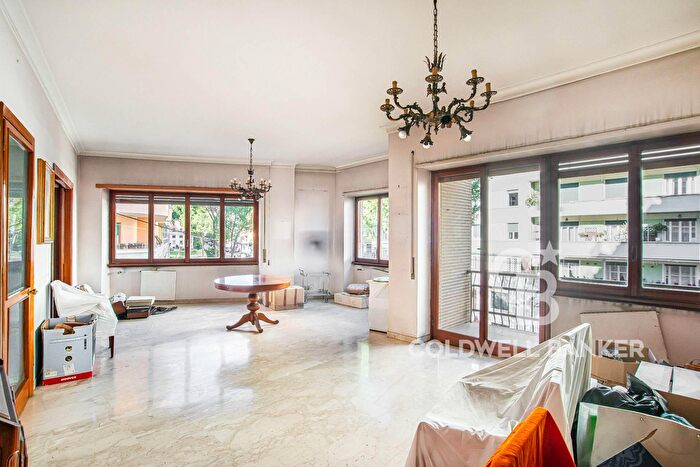 Appartamento con 7 locali in vendita in Corso Trieste, Roma