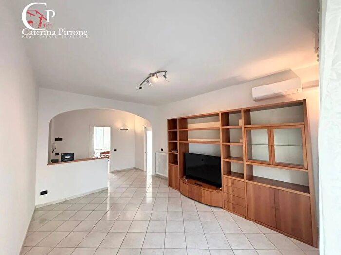 Appartamento quadrilocale in vendita in Via dellOlivuzzo, Firenze
