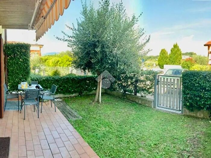 Appartamento bilocale in vendita in Via del Donatore, Lazise