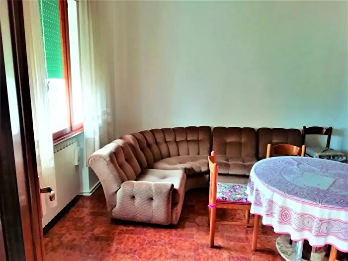 Appartamento quadrilocale in vendita in Cavarzere Via Piave, Cavarzere