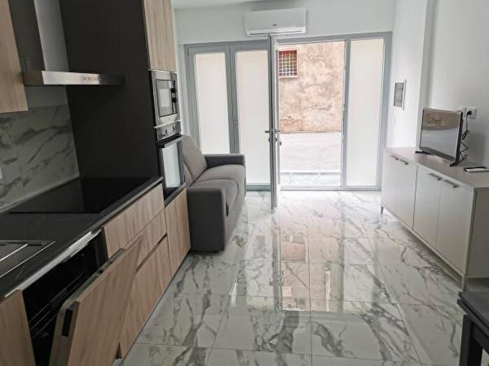 Appartamento bilocale in affitto in Via Settemb, Catanzaro