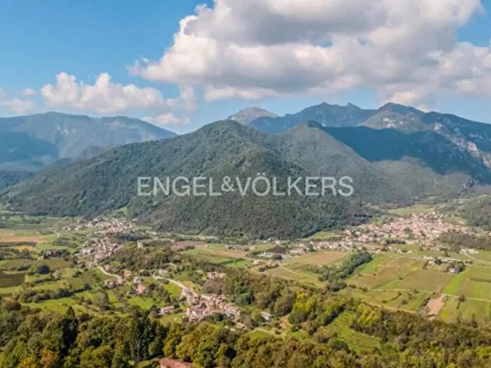 Casa con 6 locali in vendita in Via Sanavalle, Follina