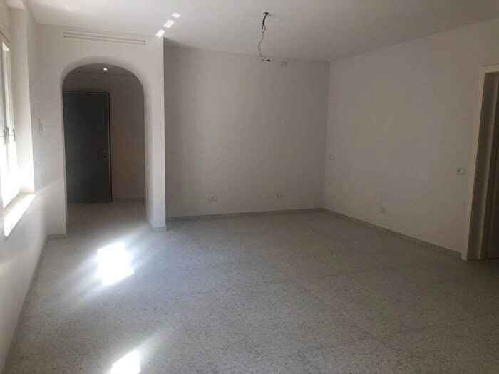 Appartamento trilocale in affitto in Via Settembre, Centro Storico, Crema