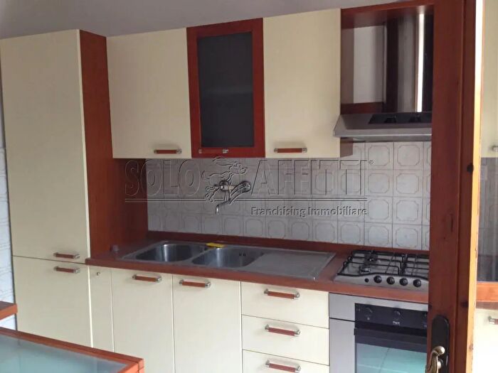 Appartamento trilocale in affitto in Firenze