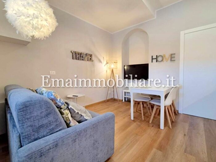 Appartamento bilocale in affitto in Via Costanzo Cantoni, Farini, Milano