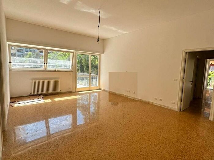 Appartamento con 6 locali in affitto in Viale Francesco Scaduto, Notarbartolo Sciuti, Palermo