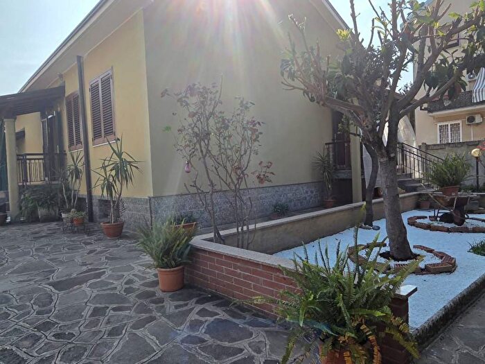 Casa trilocale in affitto in Via Piemonte, Pioltello
