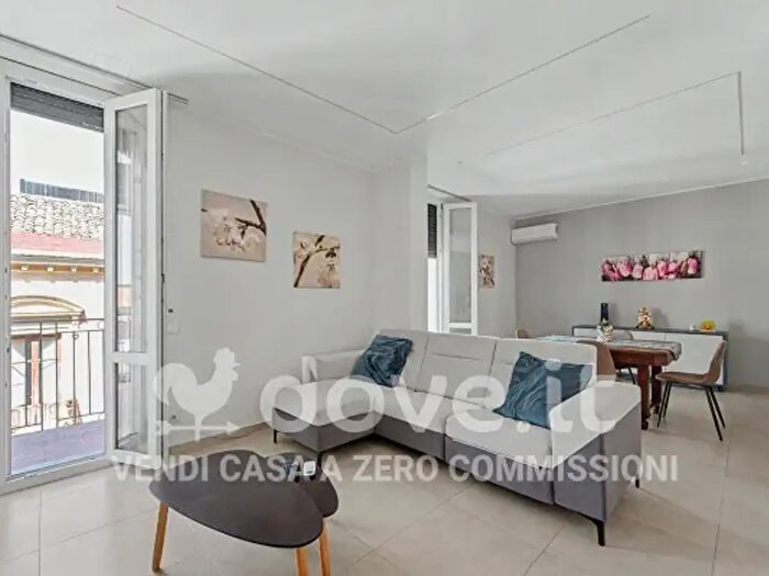 Appartamento quadrilocale in vendita in Via Rabbordone, Catania