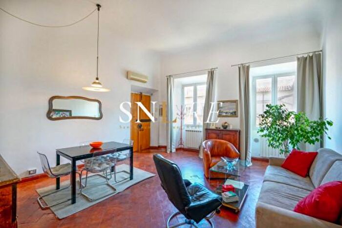 Appartamento quadrilocale in vendita in Via Maggio, Firenze