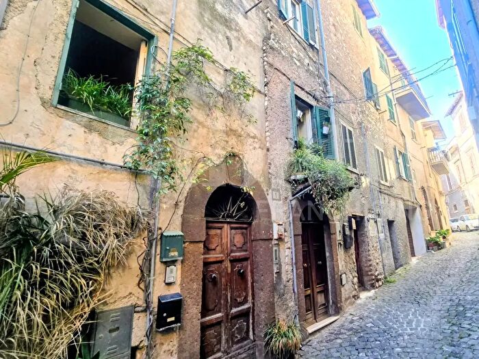 Appartamento trilocale in vendita in Via Ezio Cleti, Segni