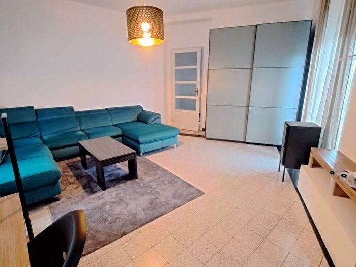 Appartamento trilocale in affitto in Via Francesco Cirio, Aurora, Torino