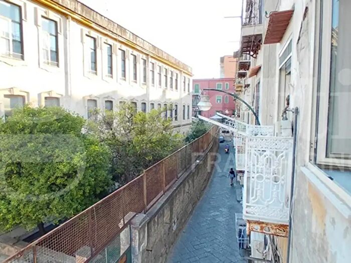 Appartamento monolocale in affitto in Via Annibale De Gasperis, Napoli
