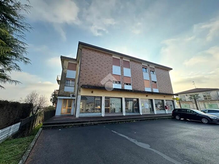 Appartamento quadrilocale in vendita in Campo San Martino