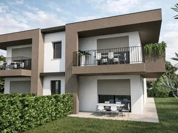 Appartamento con 5 locali in vendita in Bassano Del Grappa