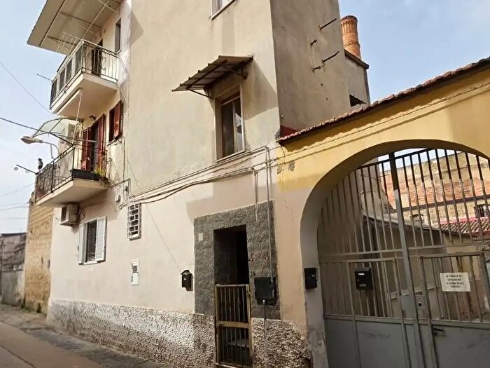 Appartamento con 6 locali in vendita in Vico Atellano, SantArpino