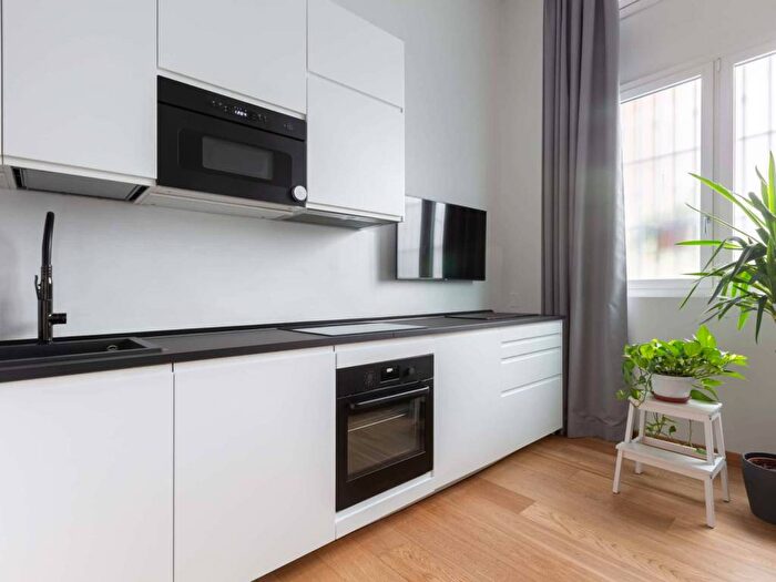 Appartamento bilocale in affitto in Via Friuli, Porta Romana Medaglie dOro, Milano