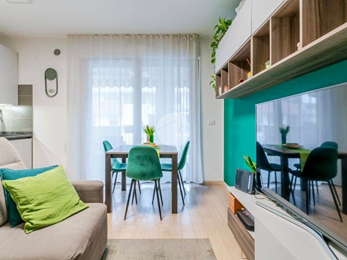 Appartamento trilocale in affitto in Via Caduti in Missione di Pace, Rubattino, Milano