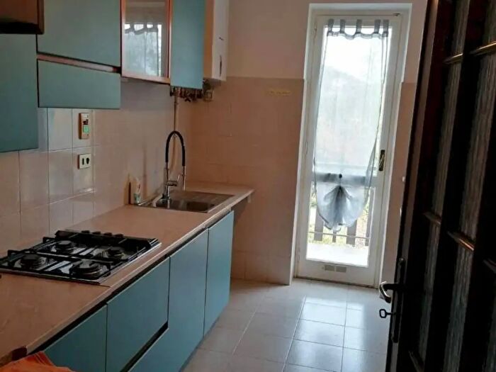 Appartamento quadrilocale in vendita in Piazza Monsignor Eula B, Roccaforte Mondovi'