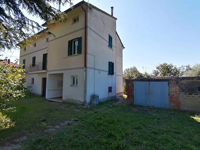 Casa trilocale in vendita in Viale Gaetano Salvemini, Marsciano