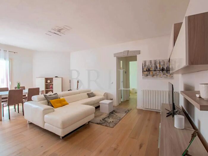 Appartamento in vendita in Via Ciro Menotti, Olbia