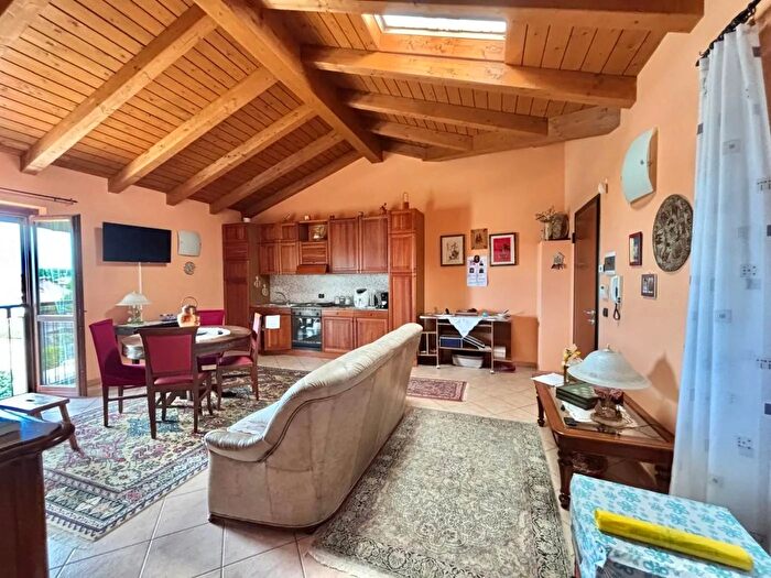 Appartamento bilocale in vendita in Via Vecchia per Cilavegna Vigevano, Vigevano