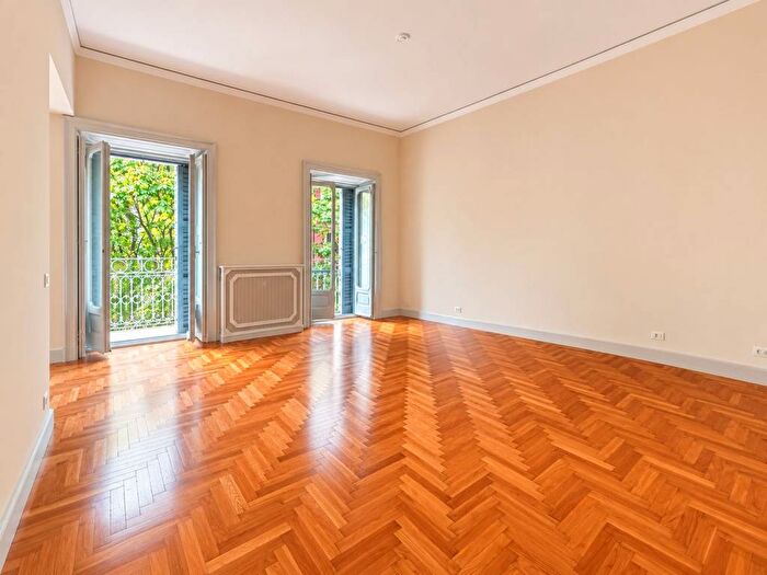 Appartamento bilocale in affitto in Via Principe Amedeo, Turati, Milano
