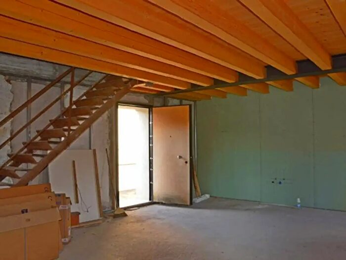 Appartamento trilocale in vendita in Via Alfredo Munari, Nove