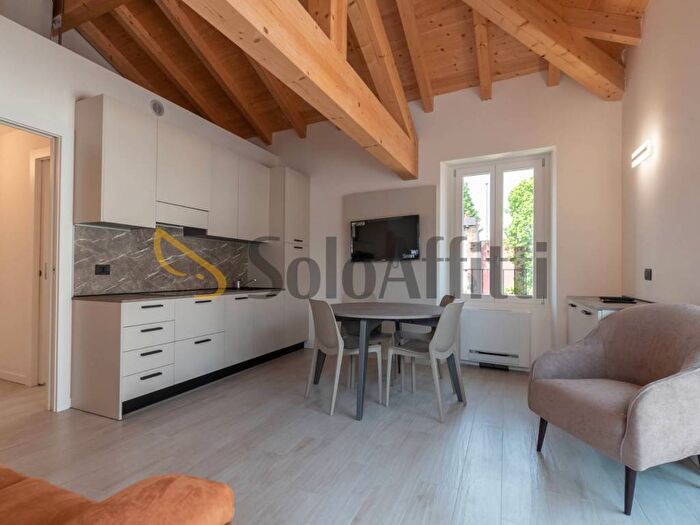 Appartamento bilocale in affitto in Vicolo Diagonale, Carmine, Brescia