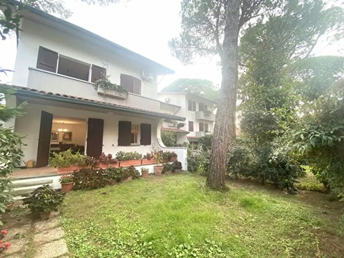 Casa con 5 locali in affitto in Cervia