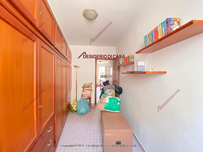 Appartamento con 6 locali in vendita in Polizzi Generosa