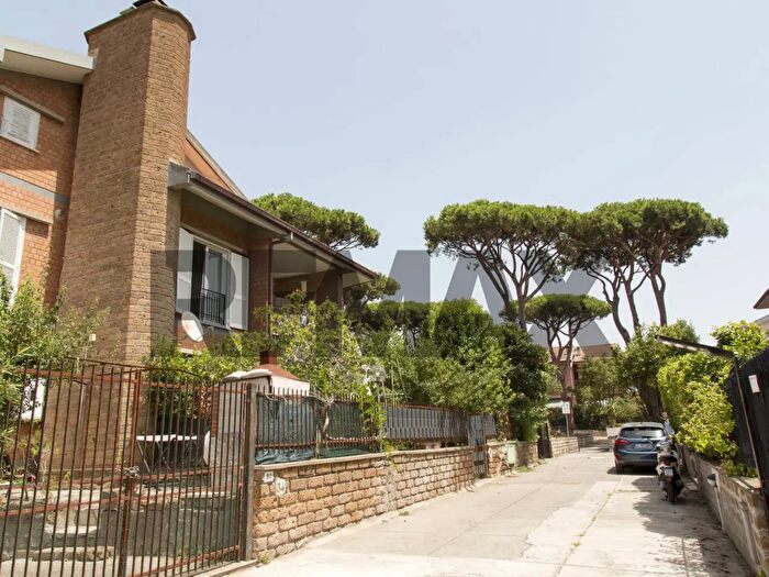 Appartamento con 5 locali in vendita in Anzio