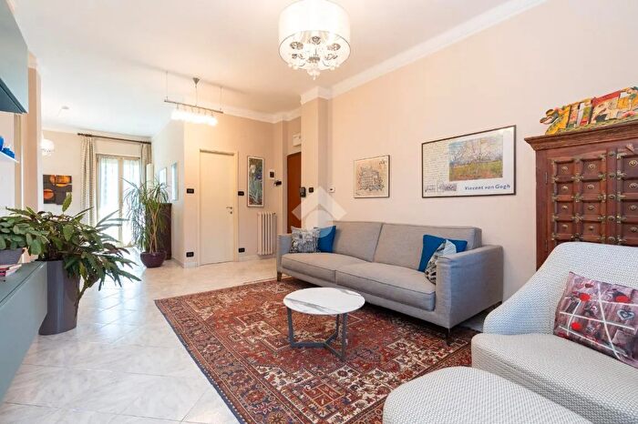 Appartamento con 6 locali in vendita in Strada Aeroporto, Caselle Torinese