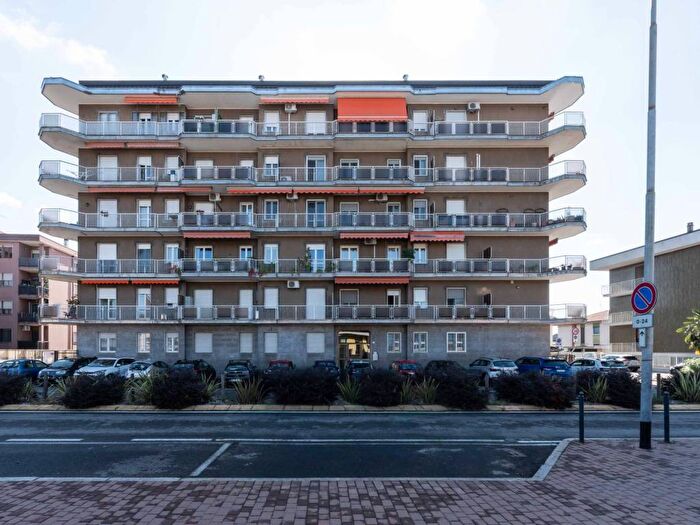 Appartamento trilocale in affitto in Viale Lombardia, Pregnana Milanese