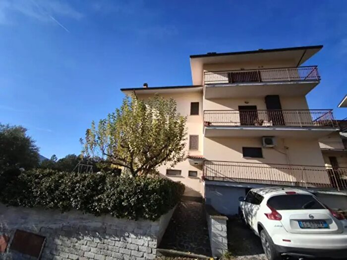 Appartamento trilocale in vendita in Via Colle Rosso, Pizzoli