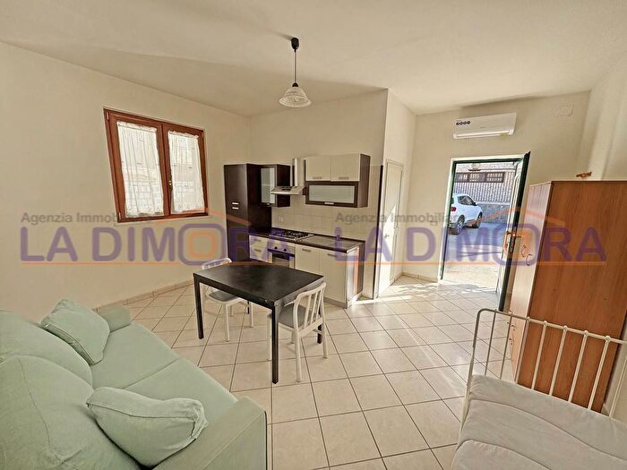 Appartamento monolocale in affitto in Viale della Libertà, Aversa