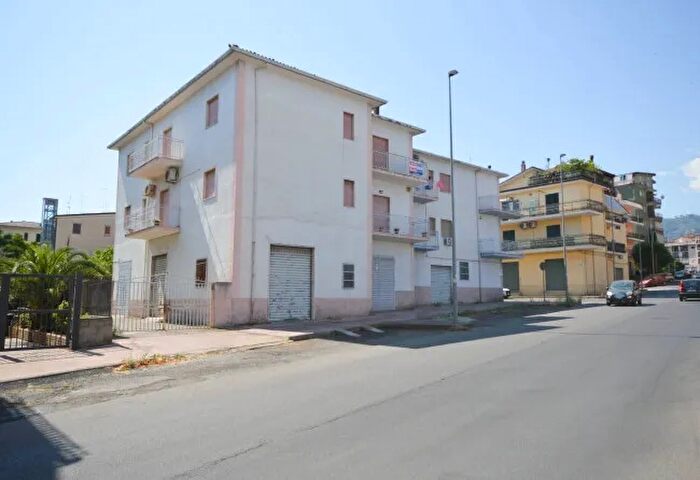 Appartamento con 5 locali in vendita in CoriglianoRossano Via Giulio Cesare, CoriglianoRossano