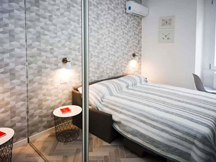 Appartamento in affitto in Viale Bligny, Bocconi, Milano