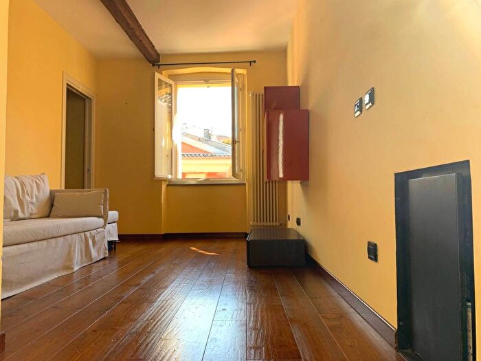 Appartamento bilocale in affitto in Borgo venti marzo, Centro Storico, Parma