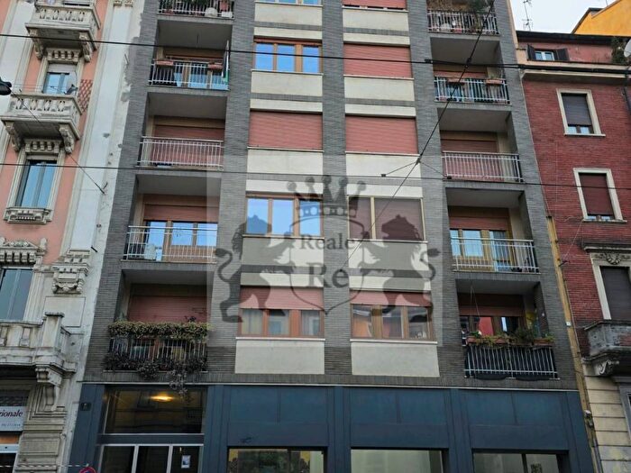 Appartamento con 5 locali in affitto in Via Giovanni Lulli, Casoretto, Milano