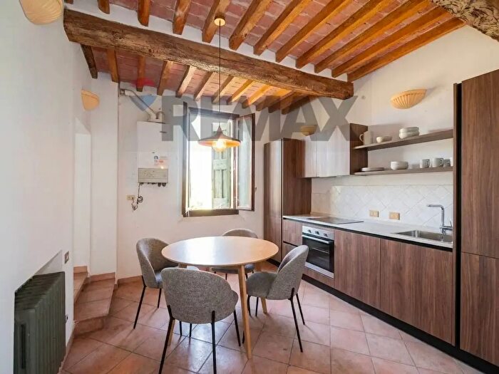 Appartamento trilocale in vendita in Via Soragna, Luzzara