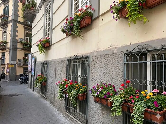 Appartamento bilocale in vendita in Corso Vittorio Emanuele, Napoli