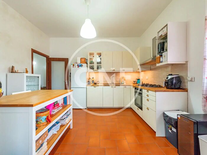 Appartamento trilocale in vendita in Via delle Rondini, Roma