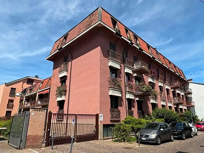 Appartamento quadrilocale in vendita in Via Misericordia, Abbiategrasso