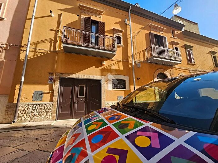 Casa quadrilocale in vendita in Via Magenta, Torremaggiore