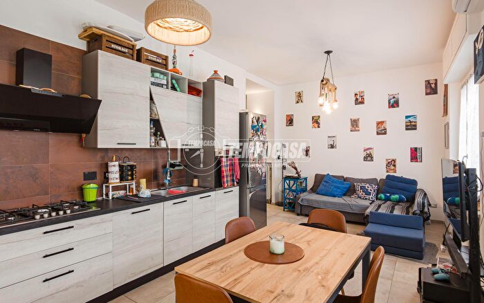 Appartamento trilocale in vendita in Via Verona, Collegno