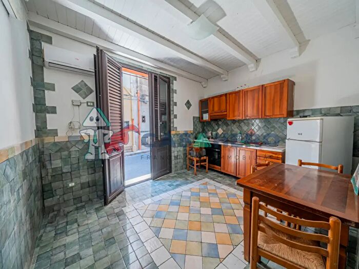 Appartamento trilocale in vendita in Via Gorizia, Bagheria