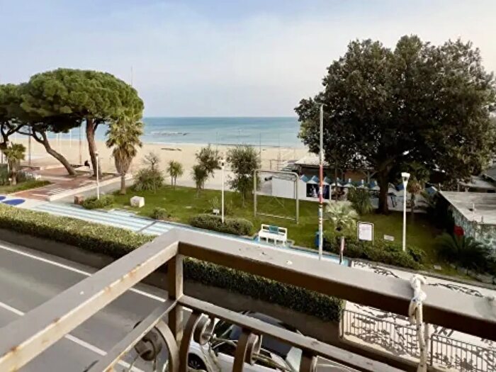 Appartamento quadrilocale in vendita in Corso Baldovino Bigliati, Albissola Marina