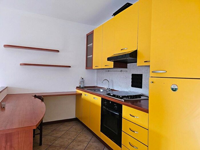 Appartamento bilocale in affitto in Via Novembre, Paladina